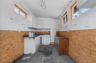 850 W 11th St, Reno, NV 89503 - Photo 33