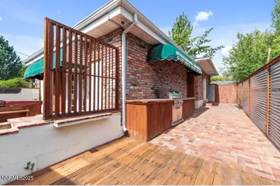 850 W 11th Street, Reno, NV 89503 - Photo 27