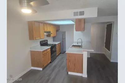 560 Nichols Boulevard, Sparks, NV 89431 - Photo 15