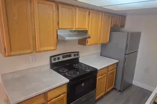 560 Nichols Blvd, Sparks, NV 89431 - Photo 3