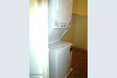 3952 Clear Acre Lane #APT 275, Reno, NV 89512 - Photo 7