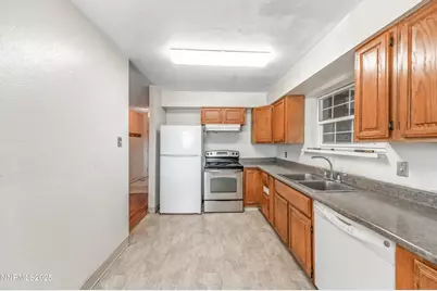 11890 Chesapeake Drive, Reno, NV 89506 - Photo 7