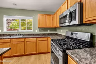 17507 Bear Lake Dr, Reno, NV 89508 - Photo 13