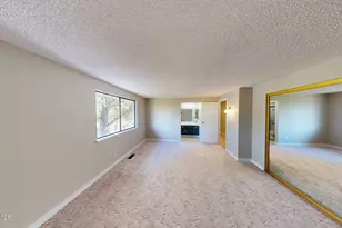 2345 Camelot Way, Reno, NV 89509 - Photo 21