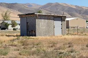 605 Mike Dr, Grass Valley, NV 89445 - Photo 3