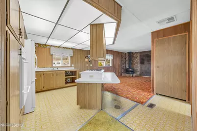 12085 Albert Way, Reno, NV 89506 - Photo 9
