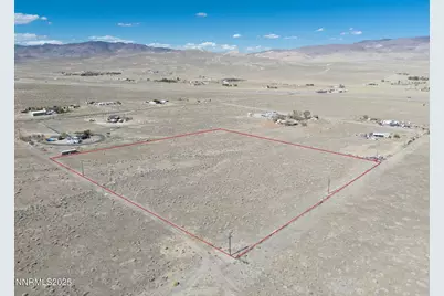 4810 Holmes Avenue, Silver Springs, NV 89429 - Photo 15