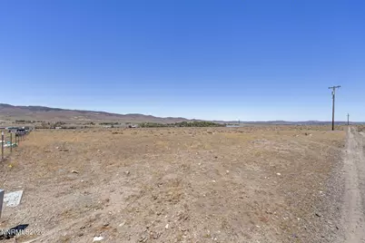 4810 Holmes Avenue, Silver Springs, NV 89429 - Photo 5