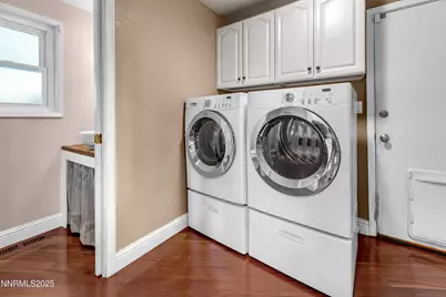 2835 Parkway Drive, Reno, NV 89502 - Photo 13