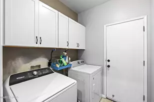 8430 Seal Beach Dr, Reno, NV 89506 - Photo 21