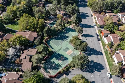 320 W Riverview Circle, Reno, NV 89509 - Photo 37