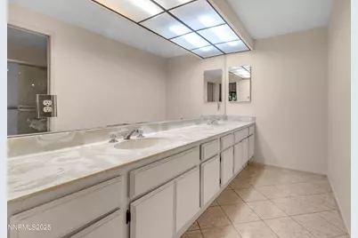 320 W Riverview Circle, Reno, NV 89509 - Photo 23