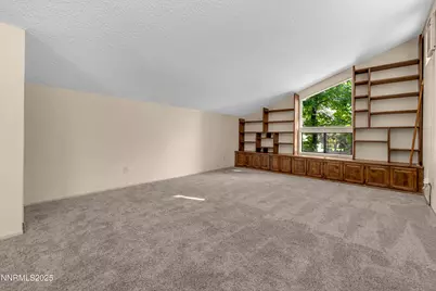 320 W Riverview Circle, Reno, NV 89509 - Photo 15