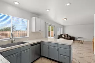 8031 Monterey Shores Dr, Reno, NV 89506 - Photo 13