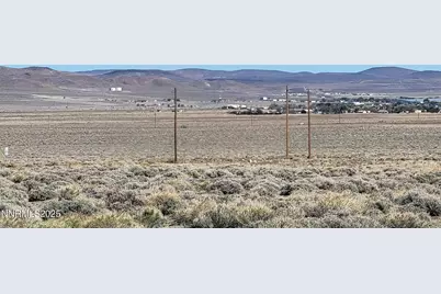 3090 Curtis Ave, Silver Springs, NV 89429 - Photo 5