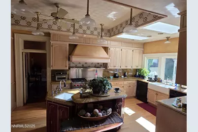 310 Mountain Street, Carson City, NV 89703 - Photo 17
