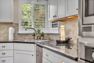 2360 Pioneer Dr, Reno, NV 89509 - Photo 19