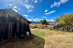 911 Waterloo Ln, Gardnerville, NV 89460 - Photo 7