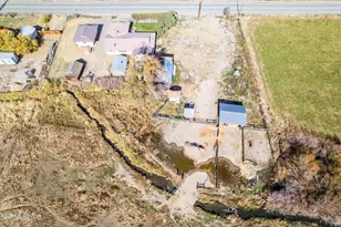 911 Waterloo Ln, Gardnerville, NV 89460 - Photo 35