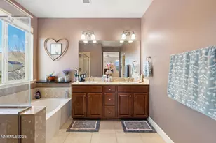 2780 Tobiano Dr, Reno, NV 89521 - Photo 29