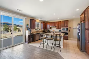 2780 Tobiano Dr, Reno, NV 89521 - Photo 19