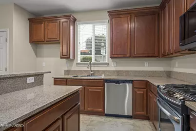 2040 Alamo Square Way, Reno, NV 89509 - Photo 11