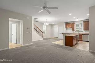 2040 Alamo Square Way, Reno, NV 89509 - Photo 7