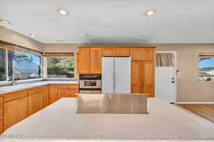 7385 N Pembroke Dr, Reno, NV 89502 - Photo 7