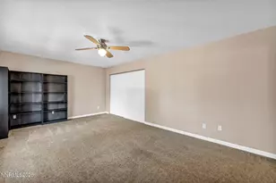 7385 N Pembroke Dr, Reno, NV 89502 - Photo 15