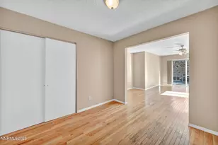 7385 N Pembroke Dr, Reno, NV 89502 - Photo 17