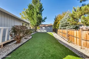 7385 N Pembroke Dr, Reno, NV 89502 - Photo 29