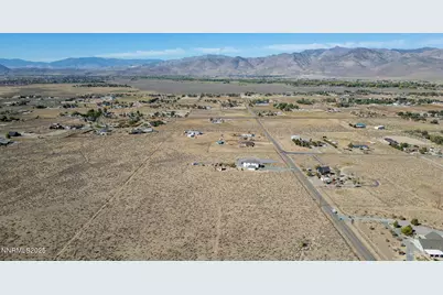 255 Como Lane, Dayton, NV 89403 - Photo 11