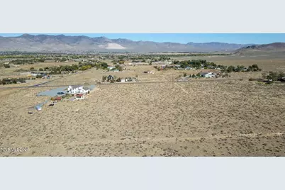 255 Como Lane, Dayton, NV 89403 - Photo 9