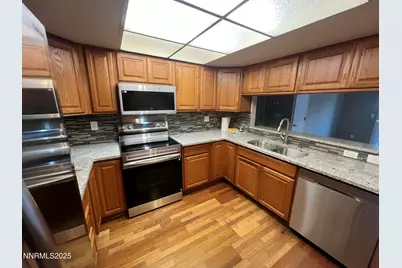 3095 Lakeside Drive #110, Reno, NV 89509 - Photo 9