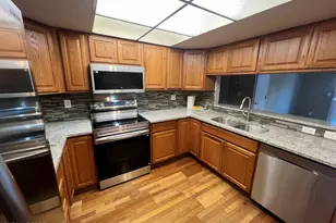 3095 Lakeside Dr, Reno, NV 89509 - Photo 9