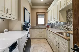 5775 Lausanne Dr, Reno, NV 89511 - Photo 49