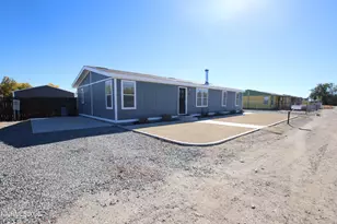 8 Northridge Dr, Yerington, NV 89447 - Photo 3
