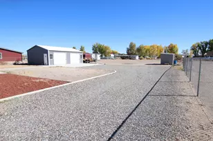 8 Northridge Dr, Yerington, NV 89447 - Photo 25