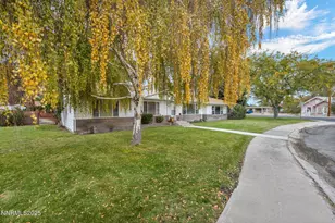 307 S California St, Yerington, NV 89447 - Photo 13