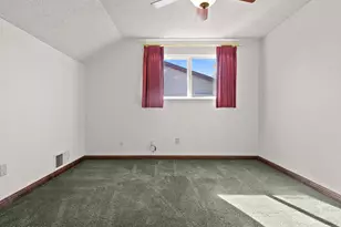 2541 Brentwood Dr, Carson City, NV 89701 - Photo 35