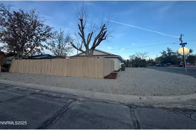 125 English Street, Hawthorne, NV 89415 - Photo 3