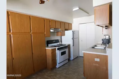 240 Serpa Place, Fallon, NV 89406 - Photo 5