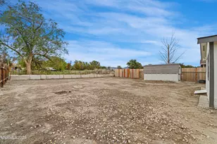 1025 Villa Way, Fernley, NV 89408 - Photo 9