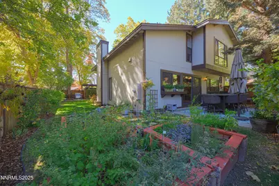 676 W Riverview Circle, Reno, NV 89509 - Photo 25