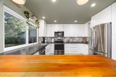 676 W Riverview Circle, Reno, NV 89509 - Photo 9