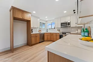 85 E Sky Ranch, Sparks, NV 89441 - Photo 7