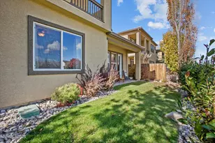 10900 Serratina Dr, Reno, NV 89521 - Photo 37