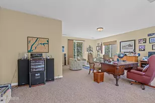 10900 Serratina Dr, Reno, NV 89521 - Photo 33