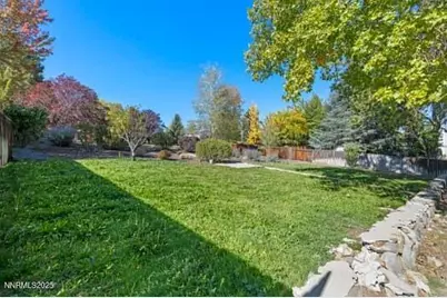 2201 Barnes Boulevard, Reno, NV 89509 - Photo 33