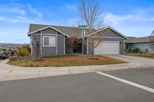 2187 Snow Drift Rd, Fernley, NV 89408 - Photo 3